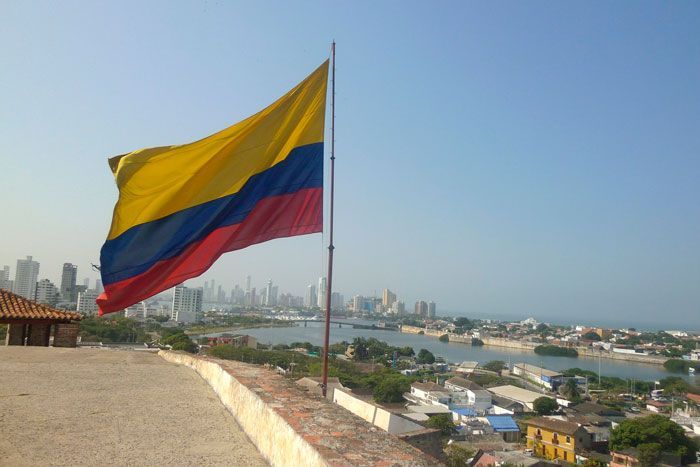 Cuando es obligatorio izar la bandera de Colombia